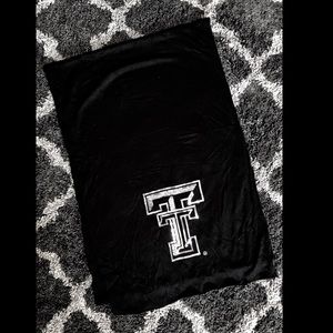 Texas Tech Scarf with sequin Double T!